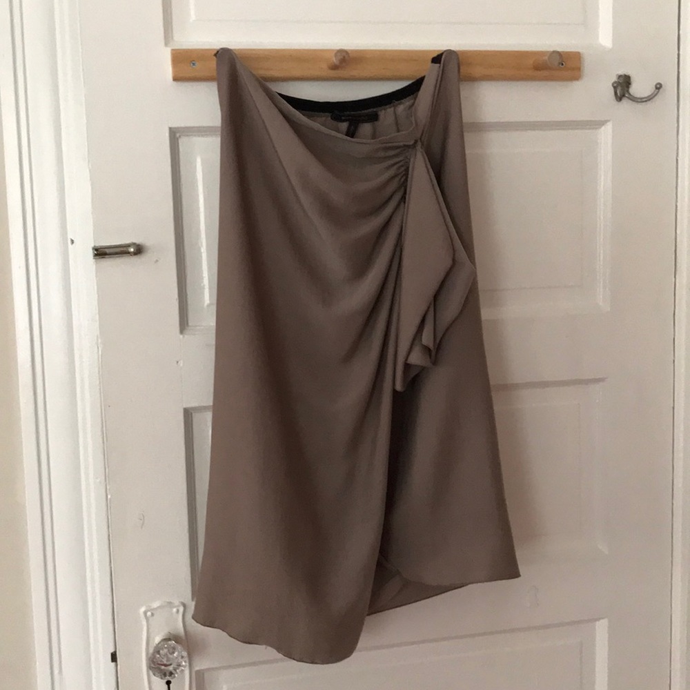 BCBGMaxAzria mid-length metallic gray skirt - Picture 3 of 3